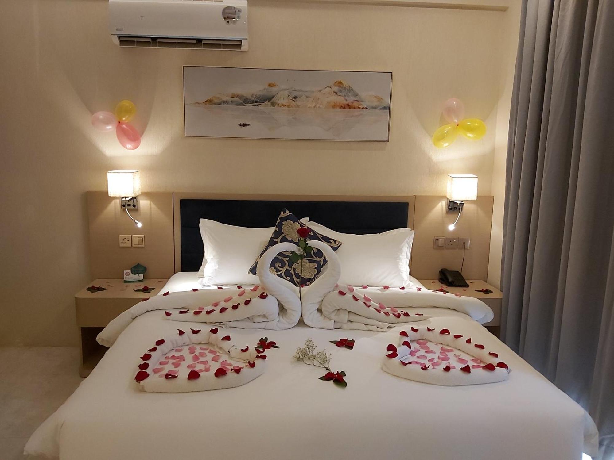 Season Inn Hotel Барка Экстерьер фото