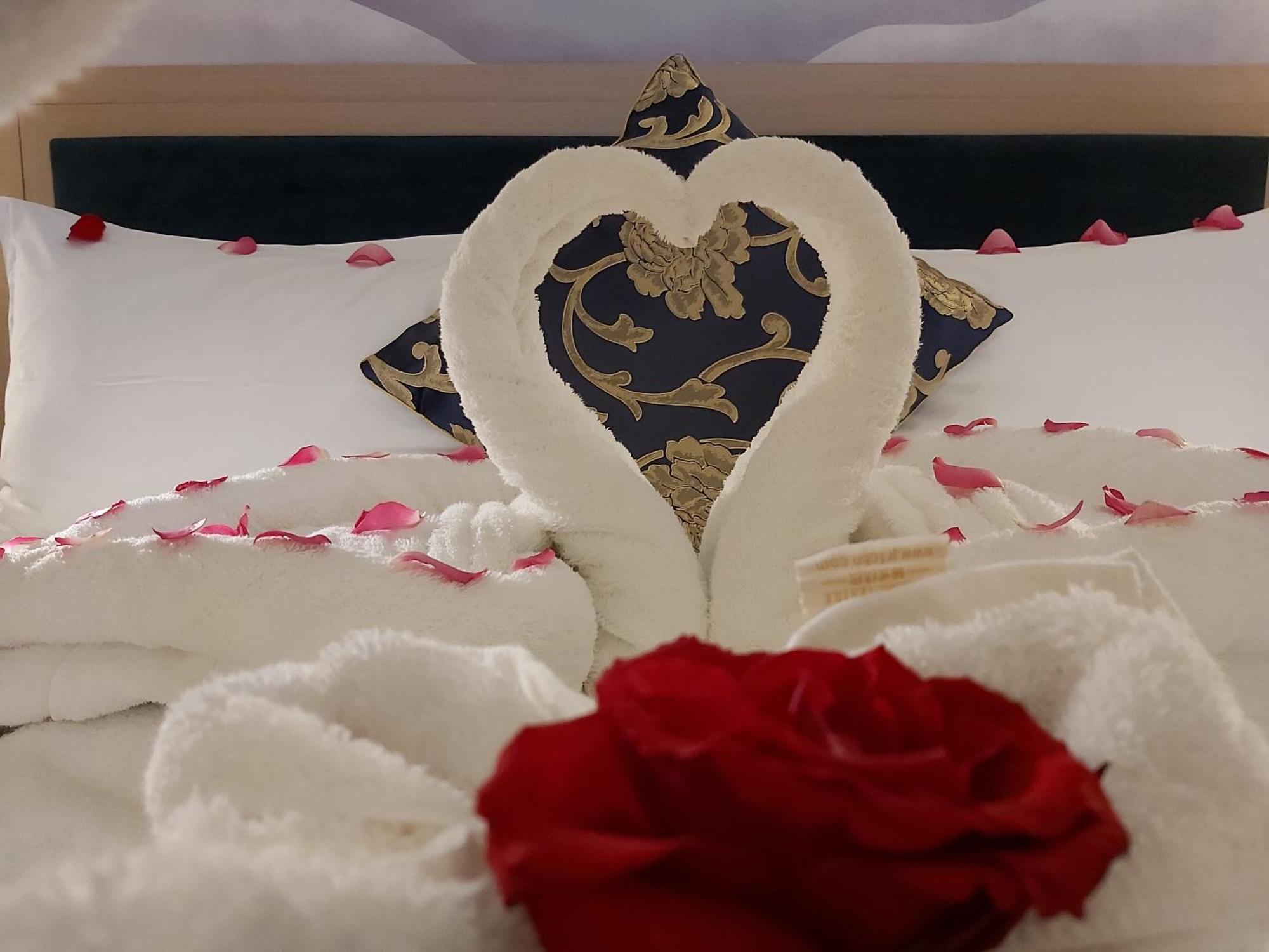 Season Inn Hotel Барка Экстерьер фото