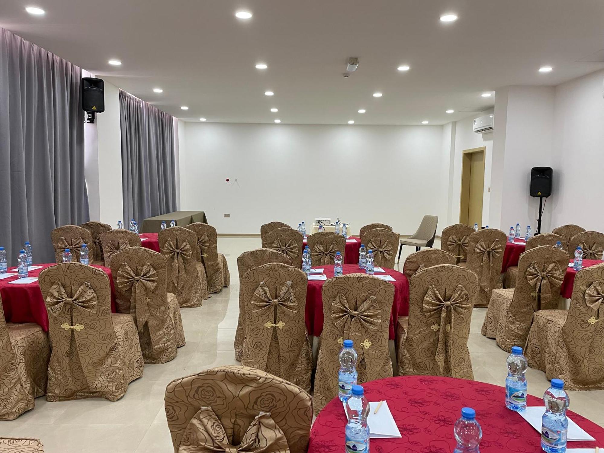 Season Inn Hotel Барка Экстерьер фото