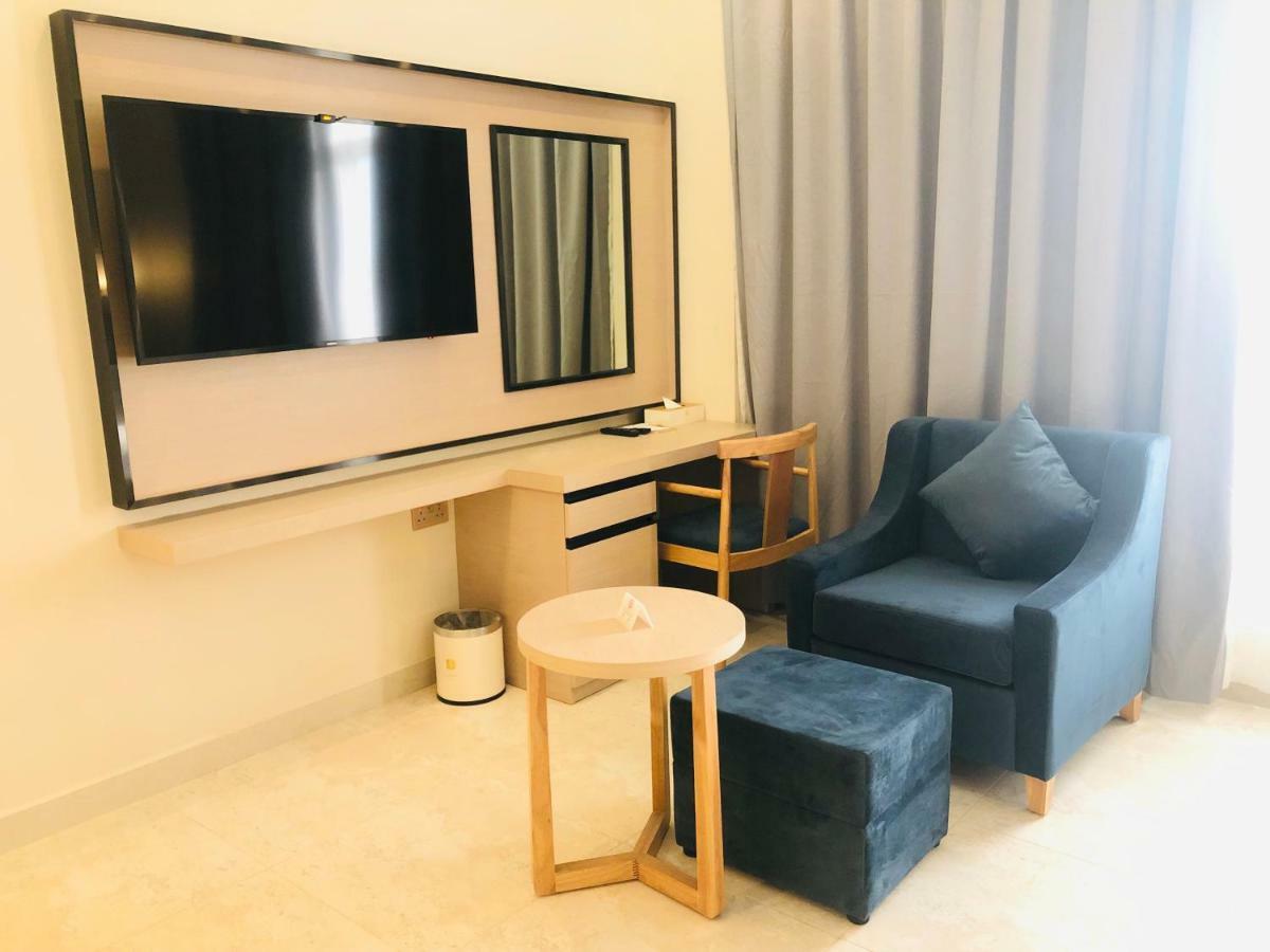 Season Inn Hotel Барка Экстерьер фото